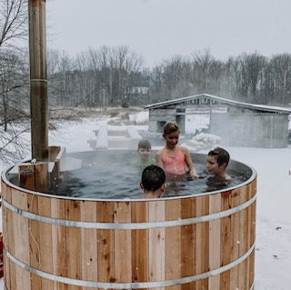 Wood burning hot tub