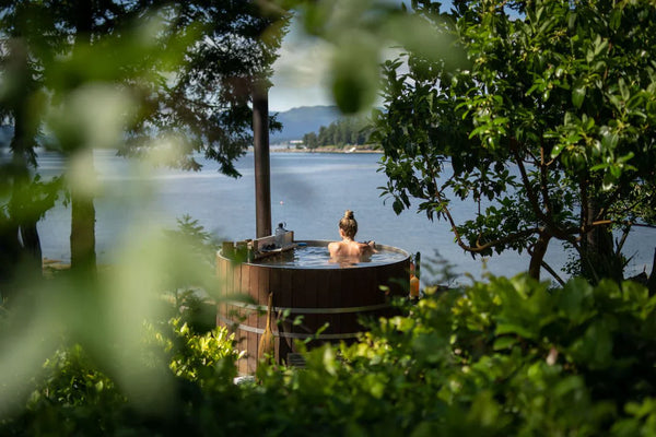 Top Tips for Summer Wood Fired Hot Tubbing