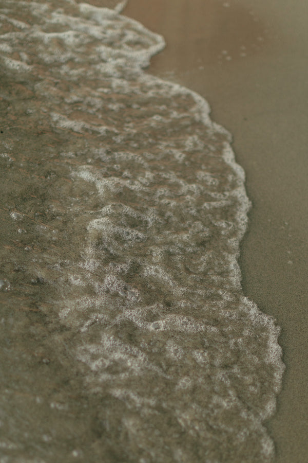 Bromine vs Chlorine in a Hot Tub, and Why an Aluminum Tub Uses Bromine