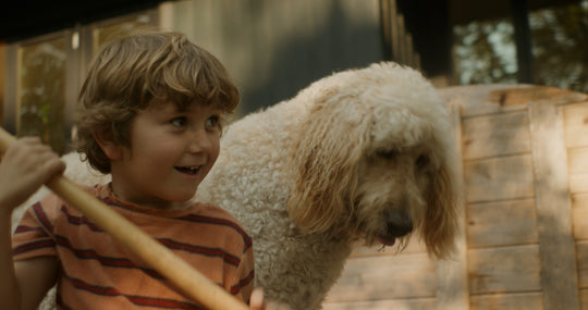 The child with the dog 