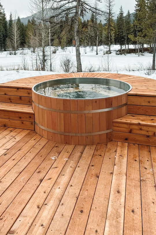 Electric cedar hot tub